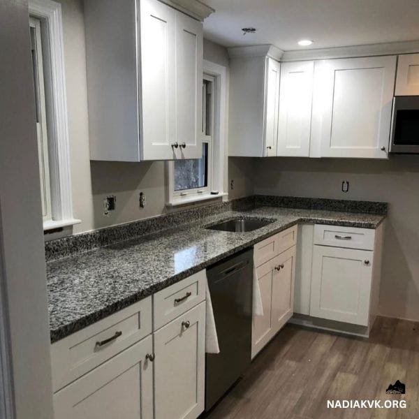 Grey granite with white veining